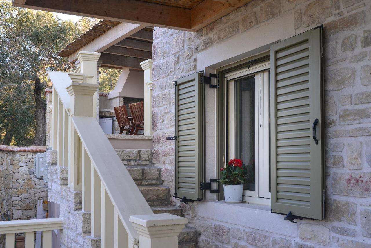 Family'S Nest Villa Lakka  Exterior photo